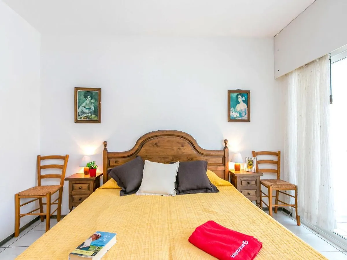 Apartment Studio Roses Holiday Center-11 By Interhome